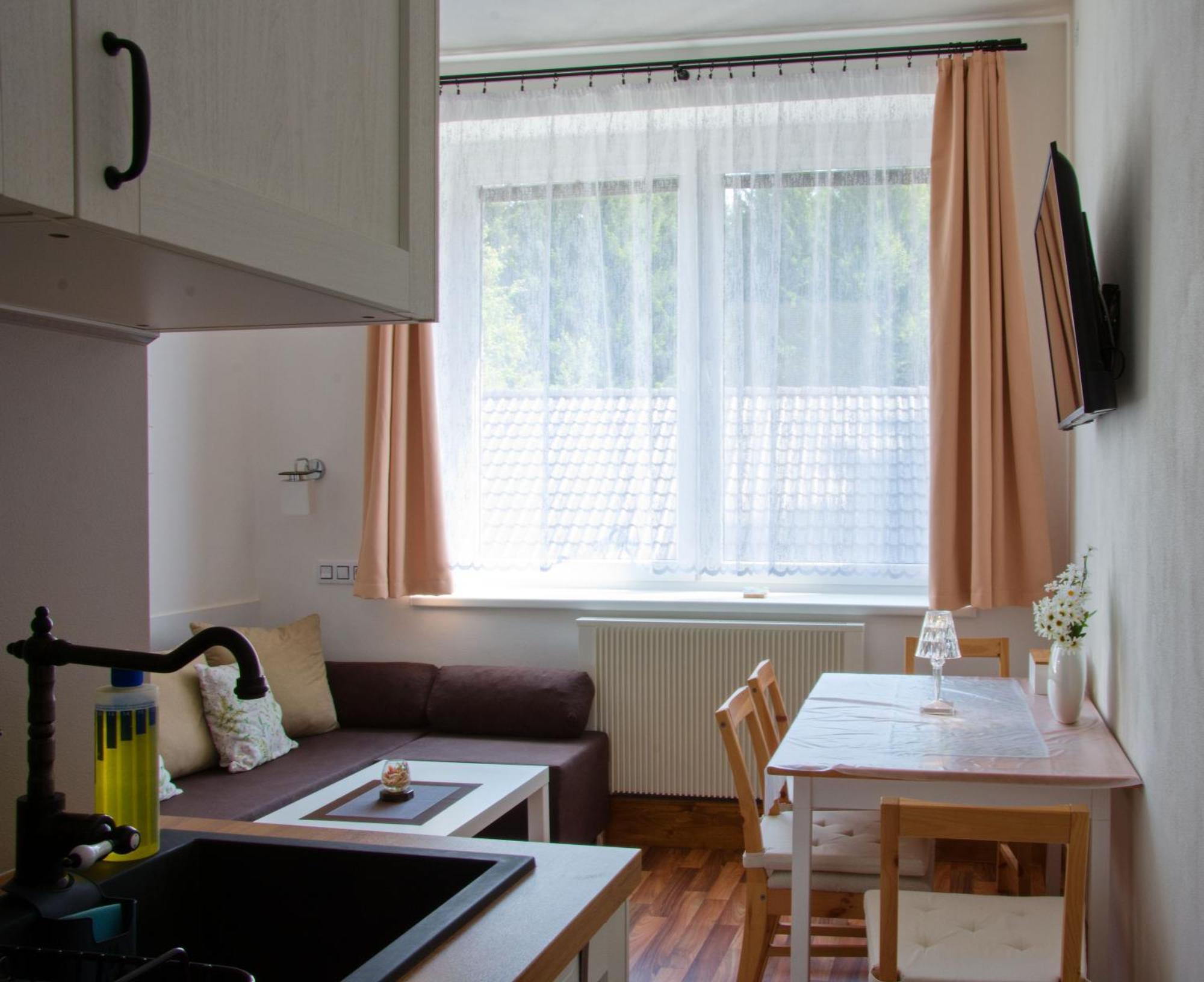 Apartamento Kopretina Cerne Udoli Exterior foto